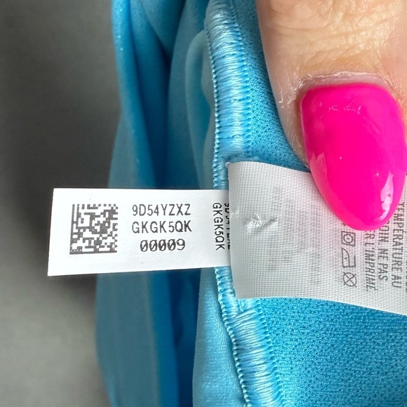 Offline By Aerie Real Me Crop High Rise Yoga Pants Blue Shine size L - Picture 3 of 11